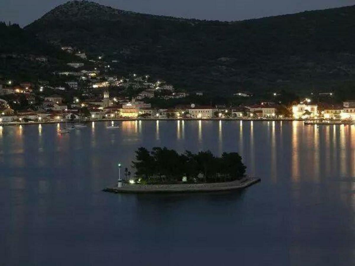 Estia Holiday Apartment & Studio Βαθύ Εξωτερικό φωτογραφία